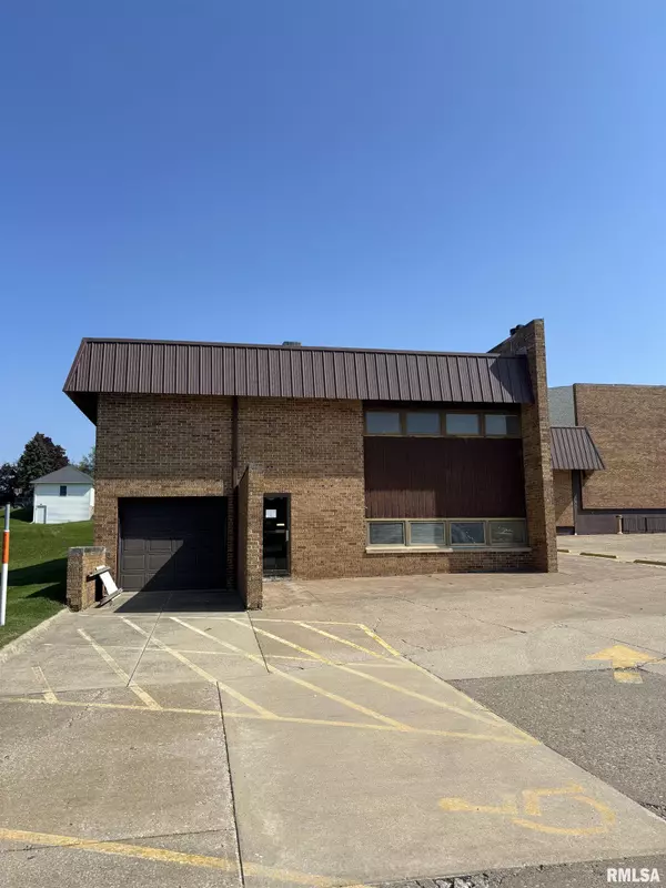 Geneseo, IL 61254,935 S OAKWOOD AVE