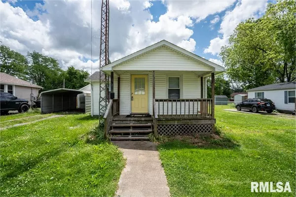 210 ORCHARD ST, Zeigler, IL 62999