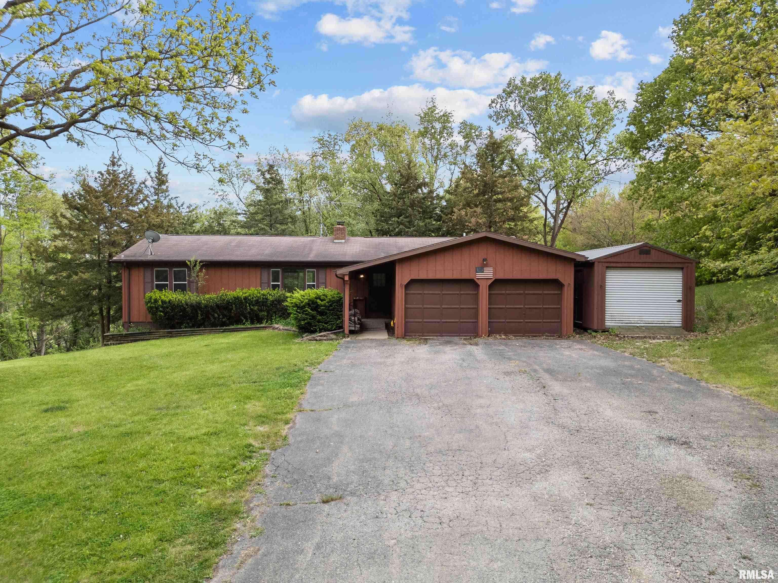 25475 N 970th AVE, Kewanee, IL 61443