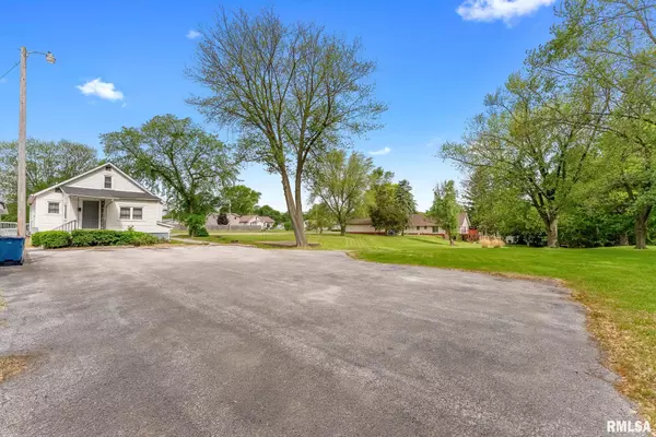 Silvis, IL 61282,635 1ST ST
