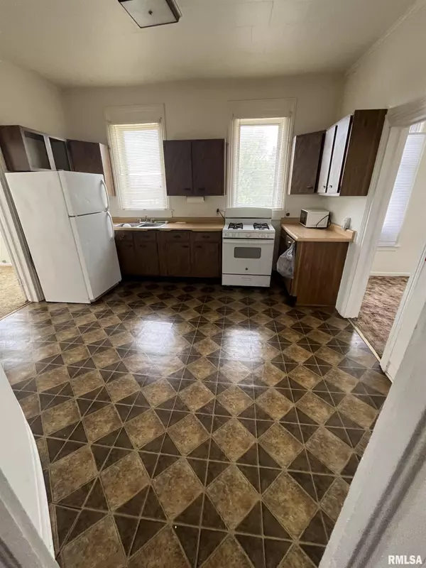 Clinton, IA 52730,2801 ROOSEVELT ST