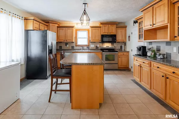 Goreville, IL 62939,324 N BROADWAY