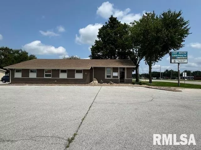 379 AVENUE OF THE CITIES, East Moline, IL 61244