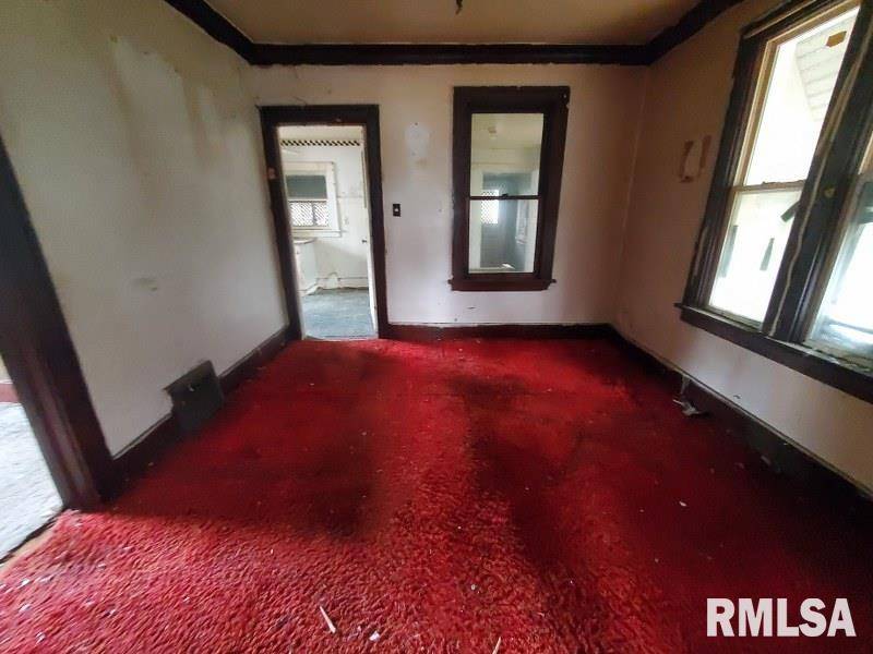 Rock Island, IL 61201,2327 7TH ST