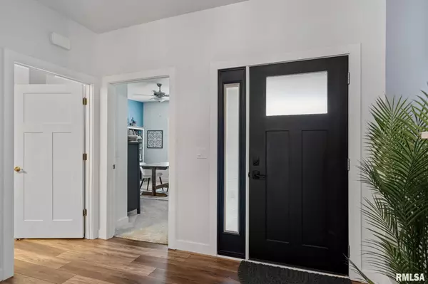 Blue Grass, IA 52726,579 KEVIN RD