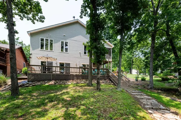 Goreville, IL 62939,605 LAKESHORE Drive South