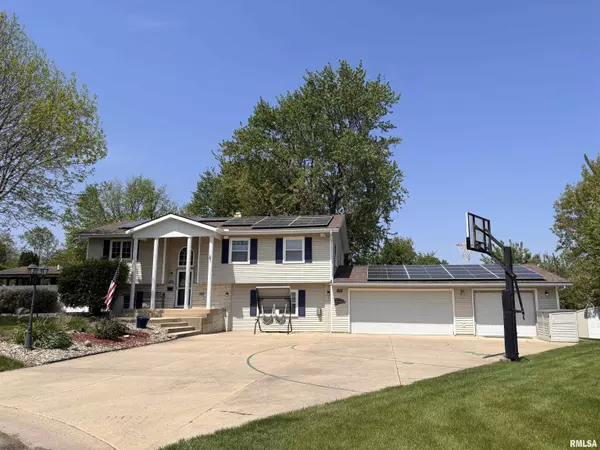 Kewanee, IL 61443,462 CIRCLE DR