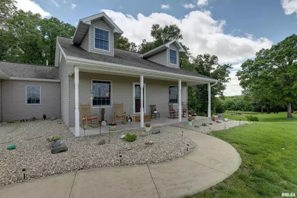 Camp Point, IL 62320,2212 N 1210th AVE