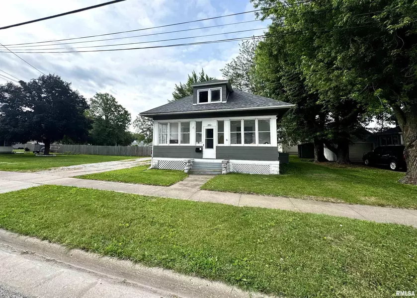 406 SW 3RD ST, Aledo, IL 61231
