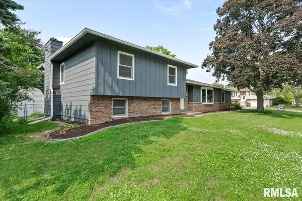 Bettendorf, IA 52722-2238,3208 WINSTON DR