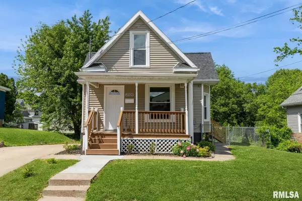 2320 E HIGH ST, Davenport, IA 52803
