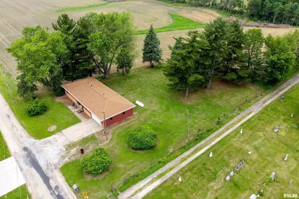 Princeton, IA 52768,803 LOCUST ST
