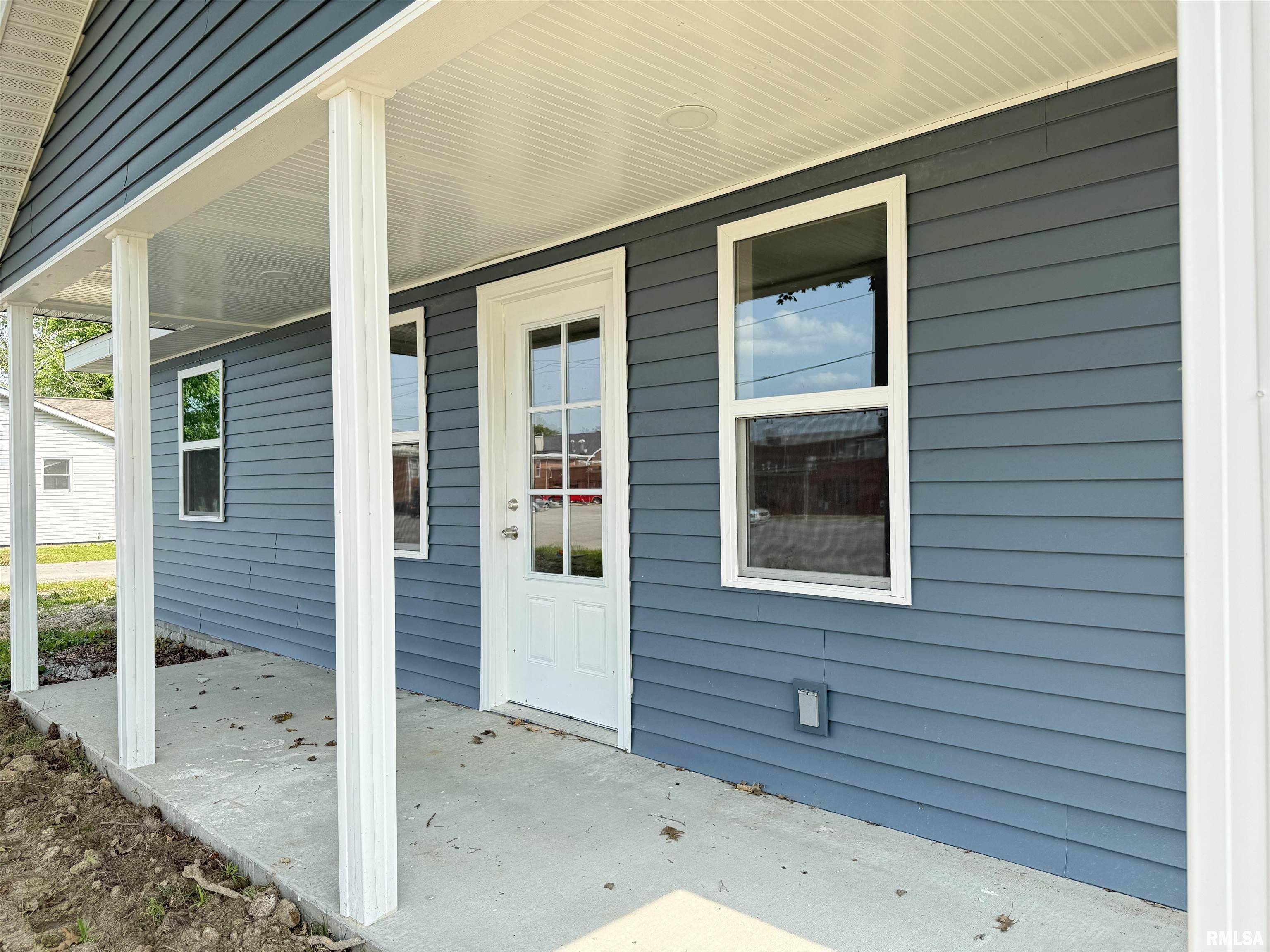Marion, IL 62959,1609 W CHESTNUT ST