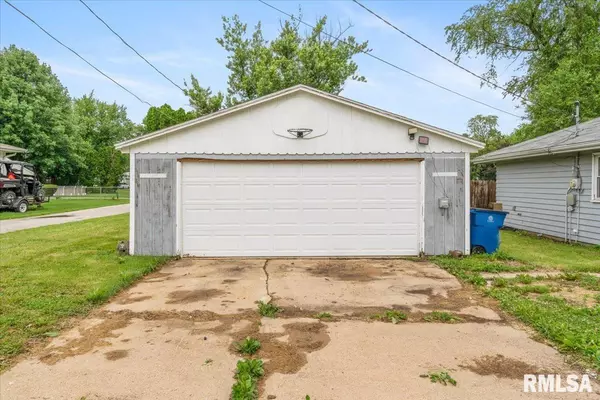 Cambridge, IL 61238,309 E SOUTH ST