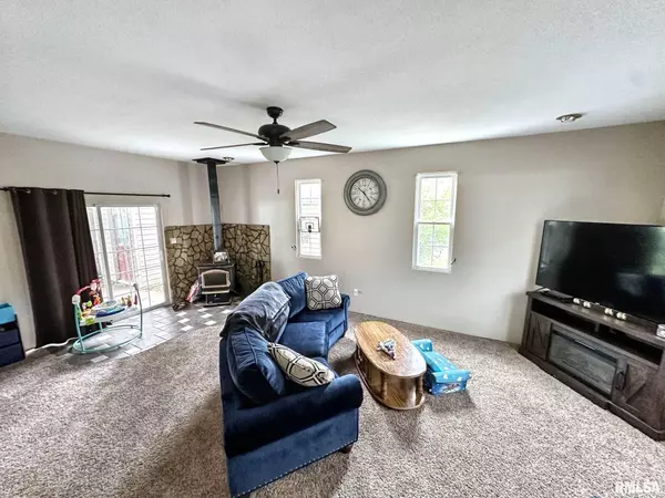 Mcclure, IL 62957,52 Chickasaw ST