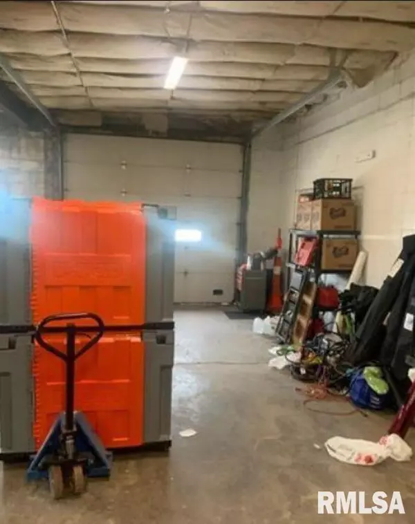 Moline, IL 61265,2301 69TH AVE