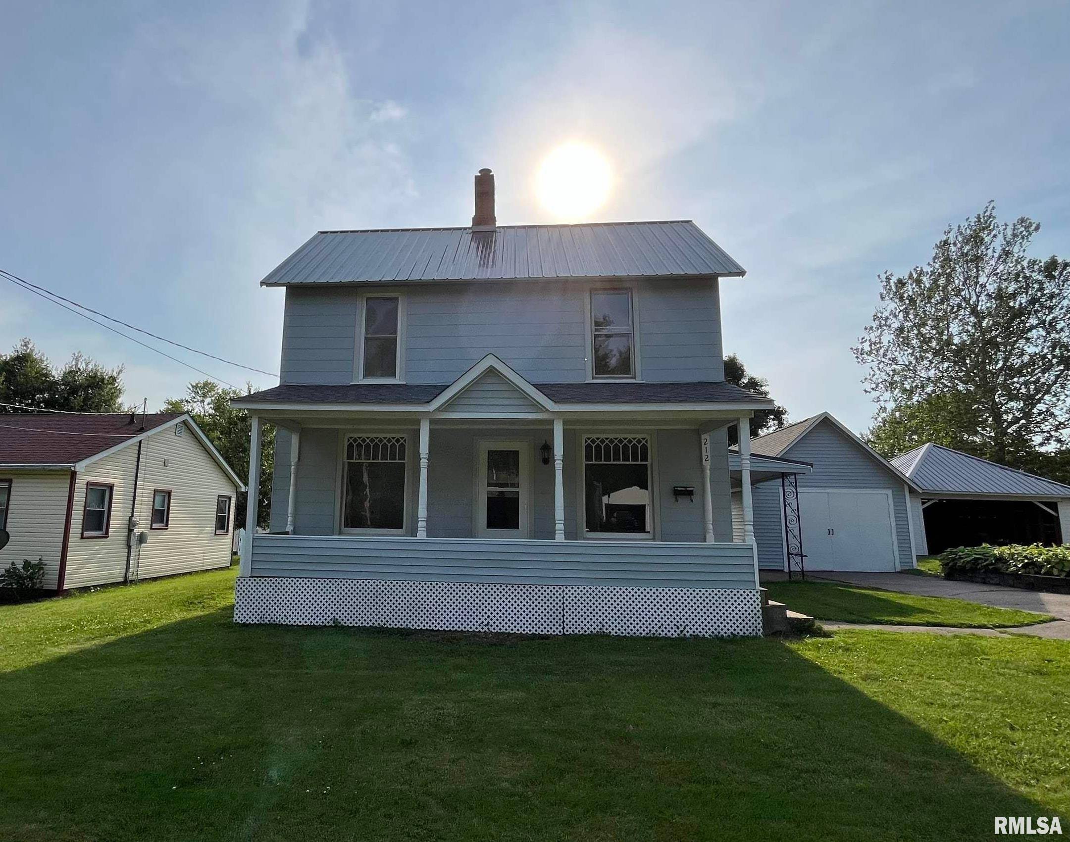 Cambridge, IL 61238,212 S EAST ST