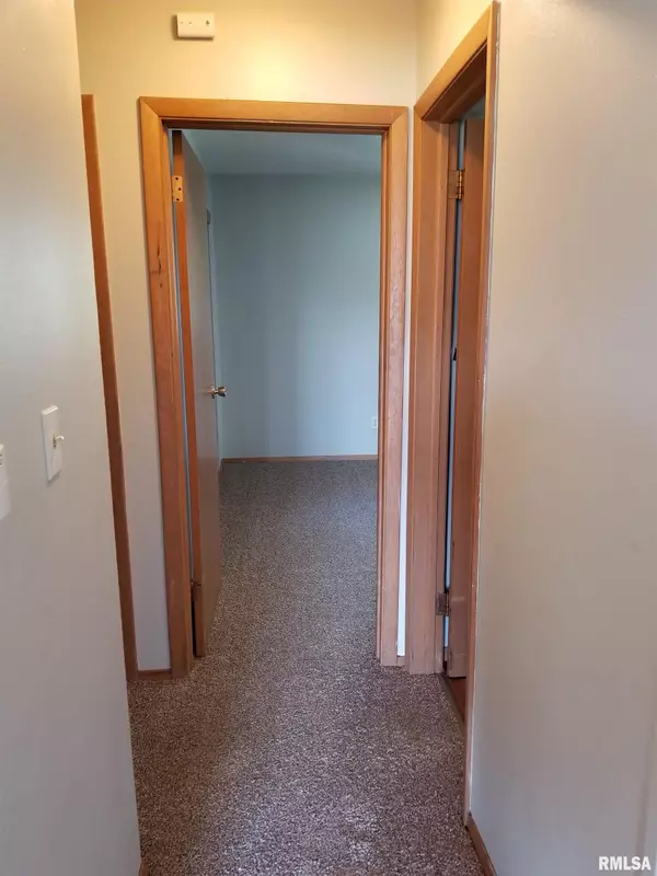 Davenport, IA 52802,3528 BRIDGE AVE #6