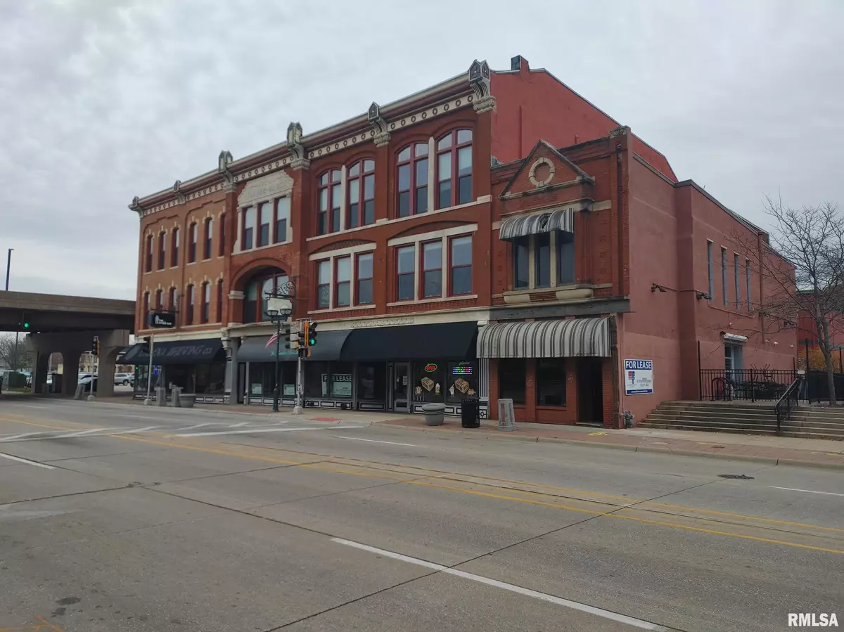 Moline, IL 61265,1522 RIVER DR