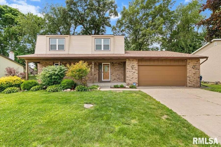 3611 75TH ST, Moline, IL 61265-8018
