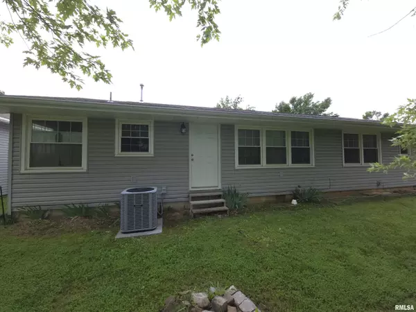 Carbondale, IL 62901,1401 Glopen RD