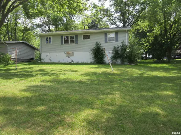 Andover, IL 61233,318 MEADOWCREST DR