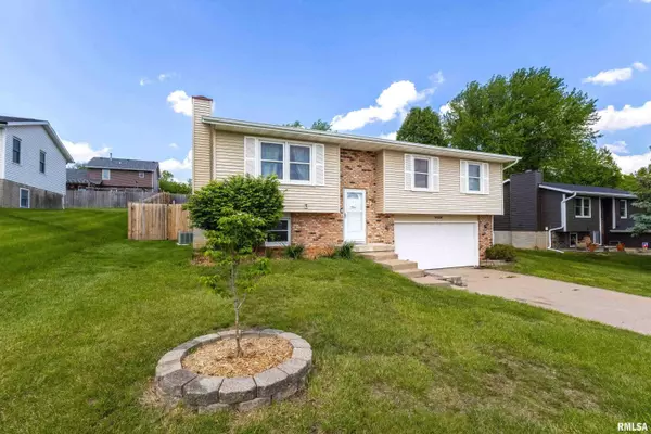 Davenport, IA 52806,1426 W 48TH ST