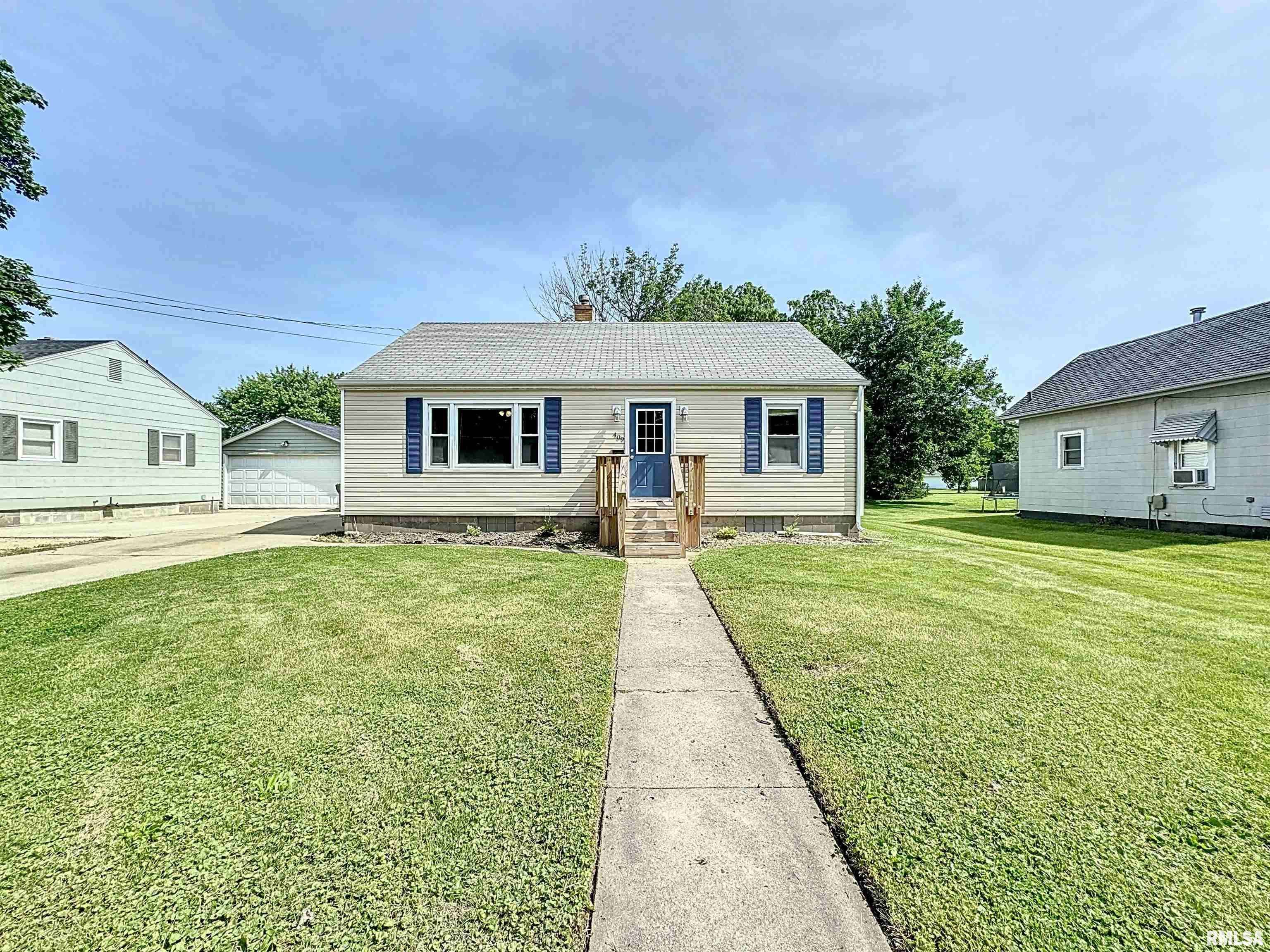 409 E PEARL ST, Geneseo, IL 61254-1557