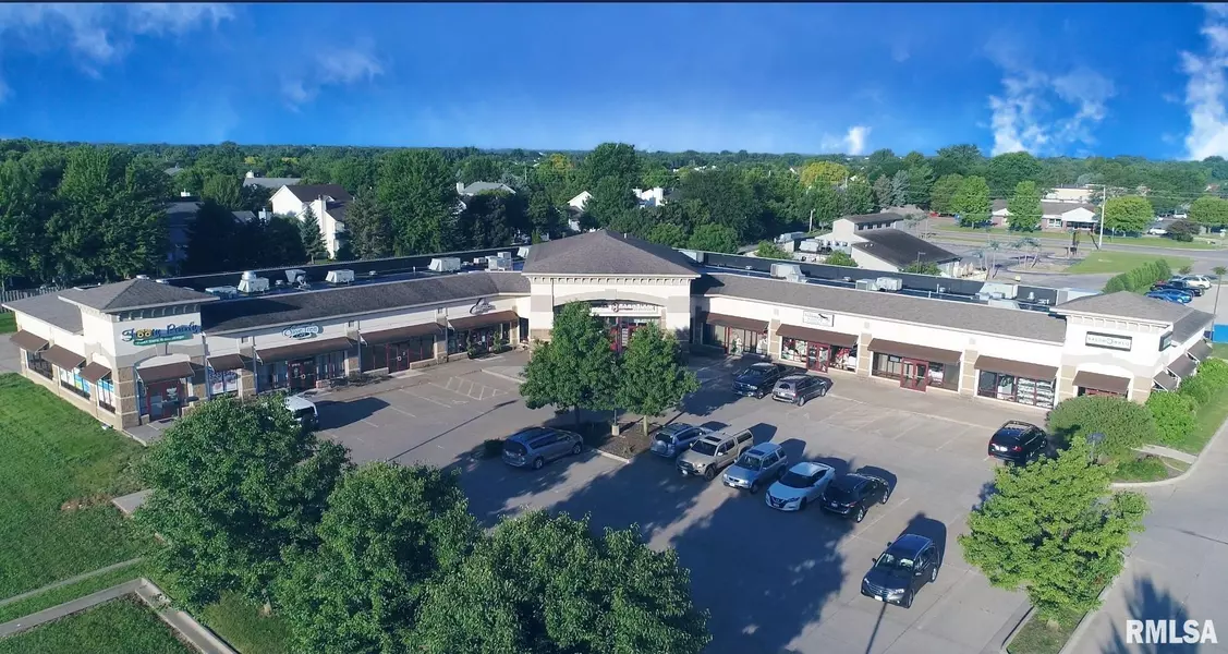 2489 53RD AVE, Bettendorf, IA 52722-0000