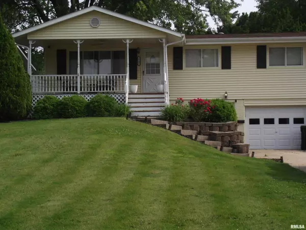 619 E 6TH ST, Tipton, IA 52772