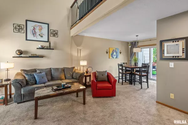 East Moline, IL 61244,493 44TH Avenue Court