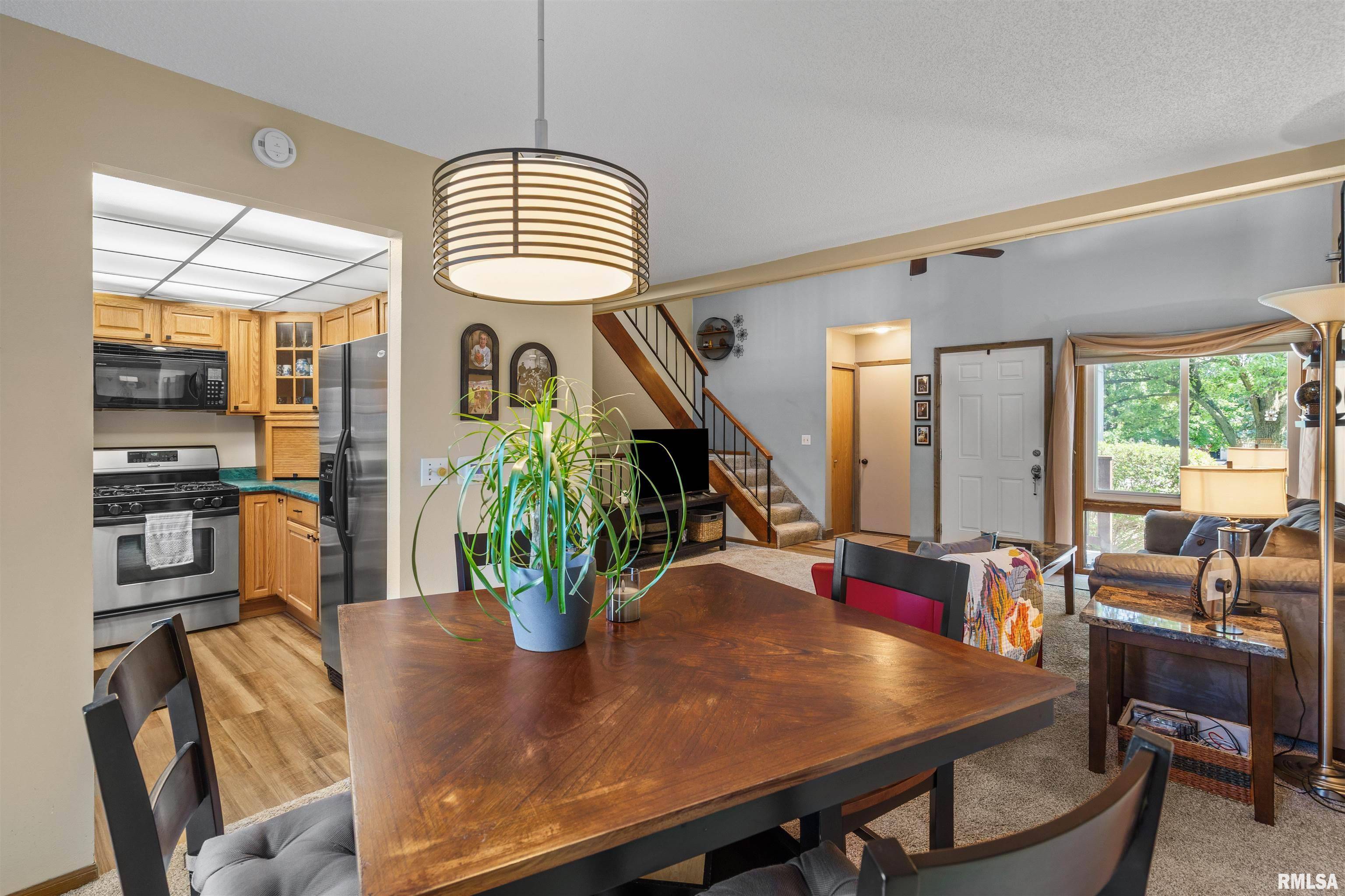 East Moline, IL 61244,493 44TH Avenue Court