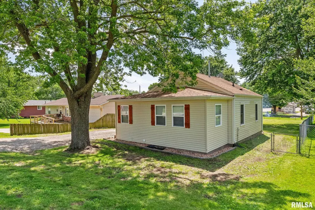 Colona, IL 61241,115 4TH ST