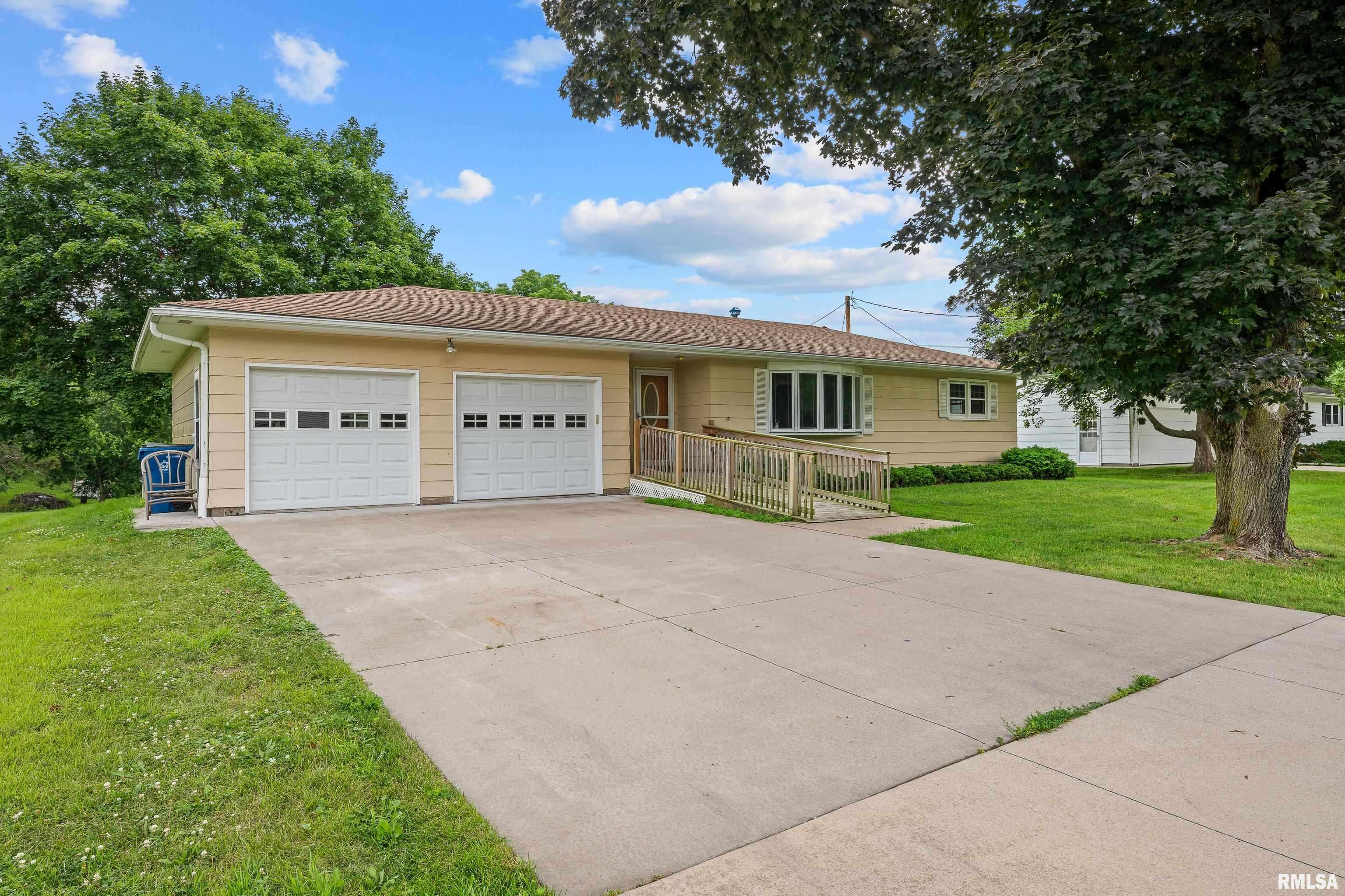 1707 W 5TH ST, Coal Valley, IL 61240