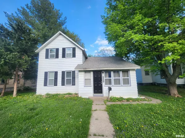 Clinton, IA 52732,1607 PERSHING BLVD