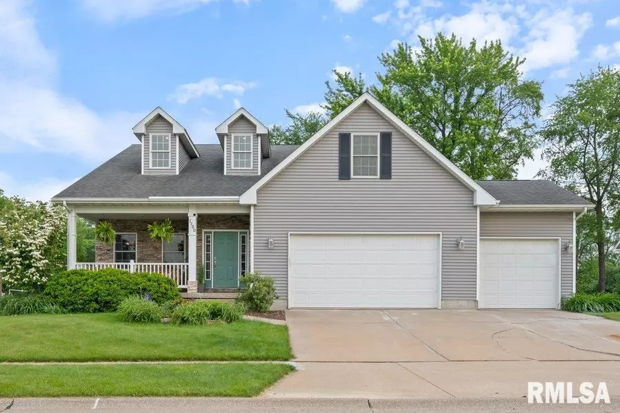 1100 Wild West DR, Le Claire, IA 52753