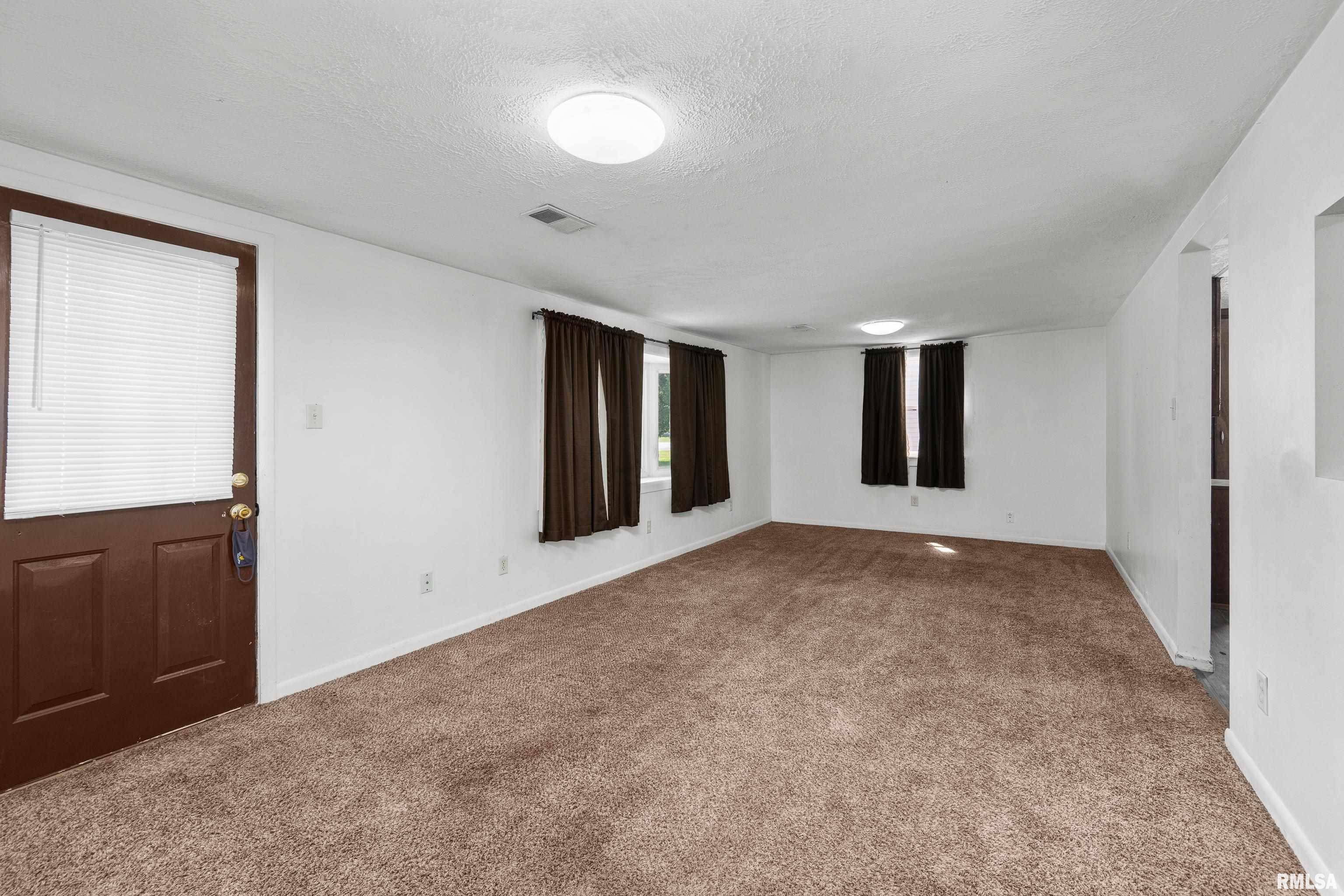 Silvis, IL 61282,521 14TH AVE