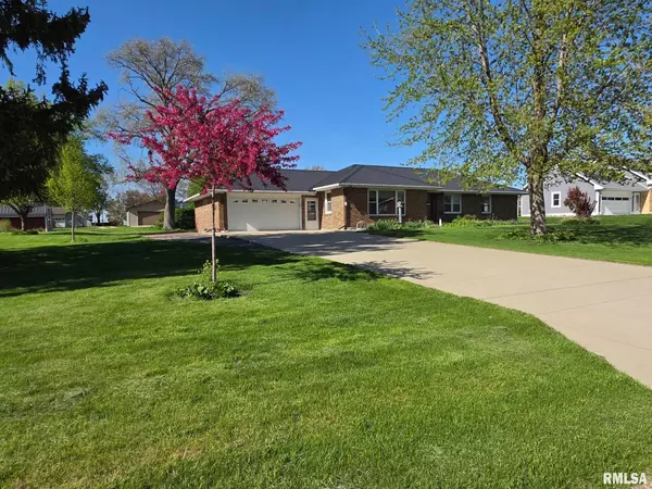 Tipton, IA 52772,206 E 13TH ST