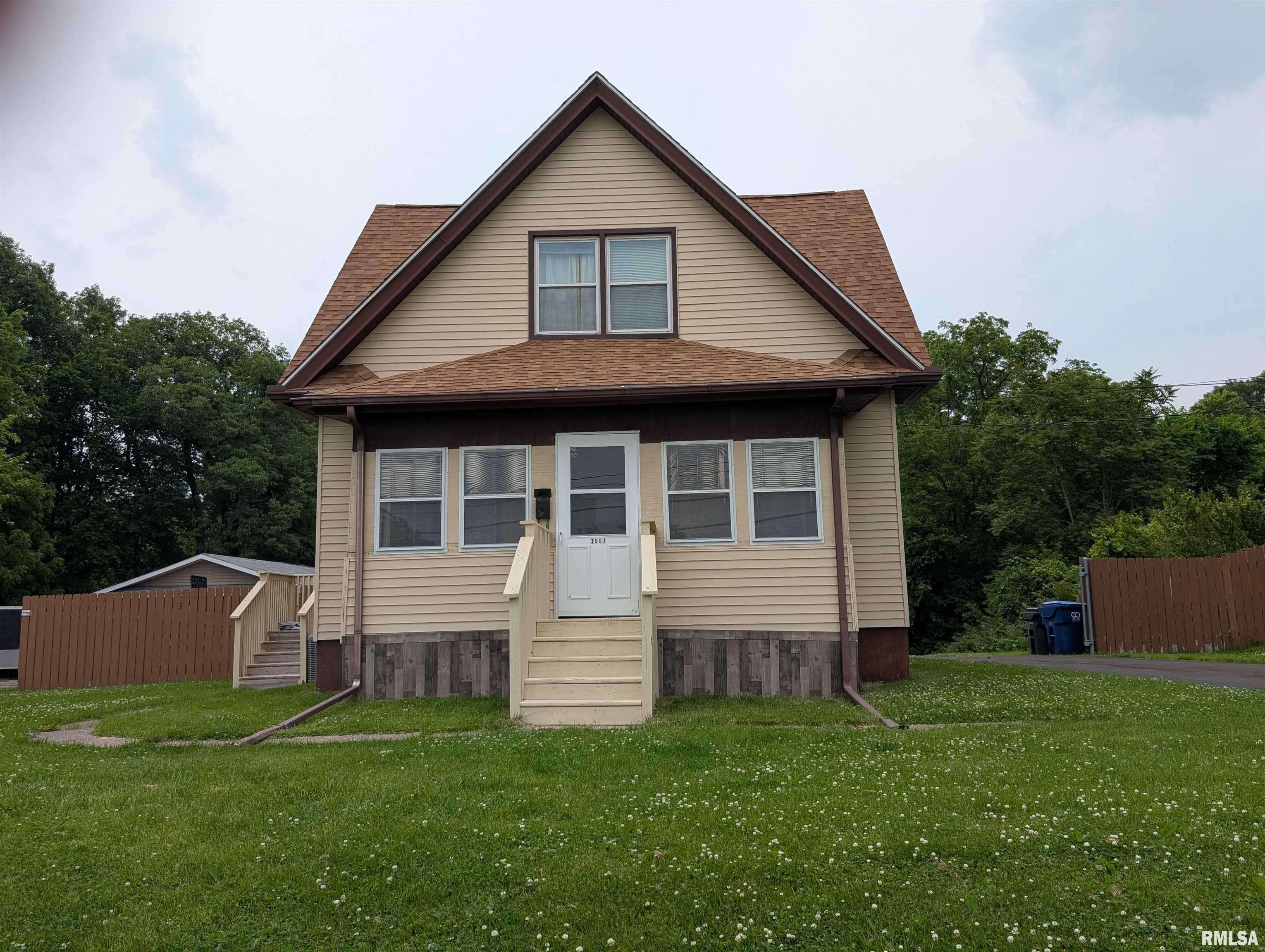 1507 N LINCOLN AVE,  Davenport,  IA 52804