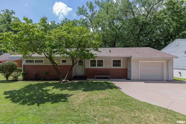 1173 34TH ST, Moline, IL 61265-2368