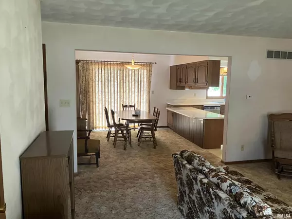 Annawan, IL 61234,200 S MAIN ST