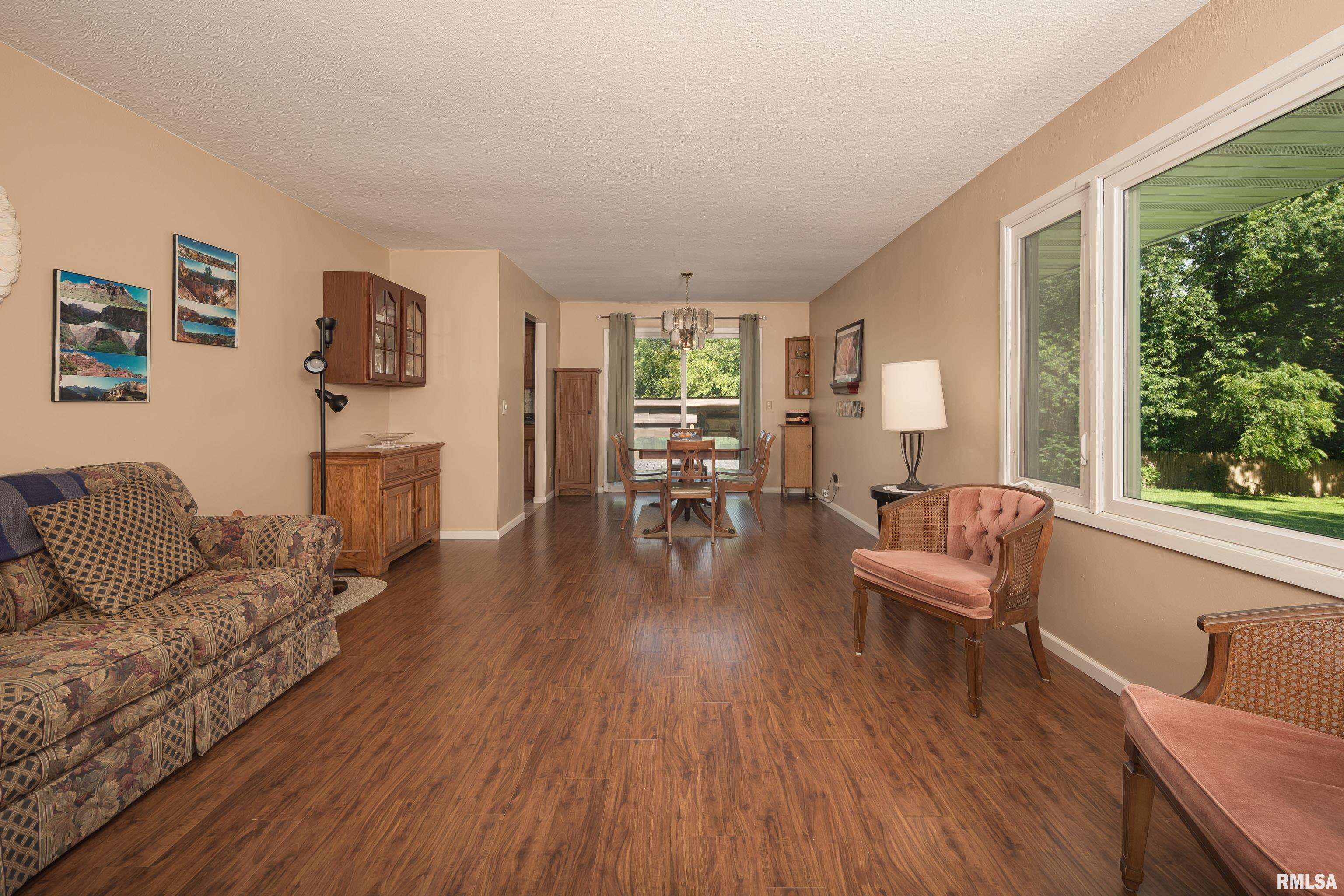 Taylor Ridge, IL 61284-9514,9711 W 106TH AVE