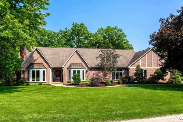 2700 11TH Street Court, Moline, IL 61265