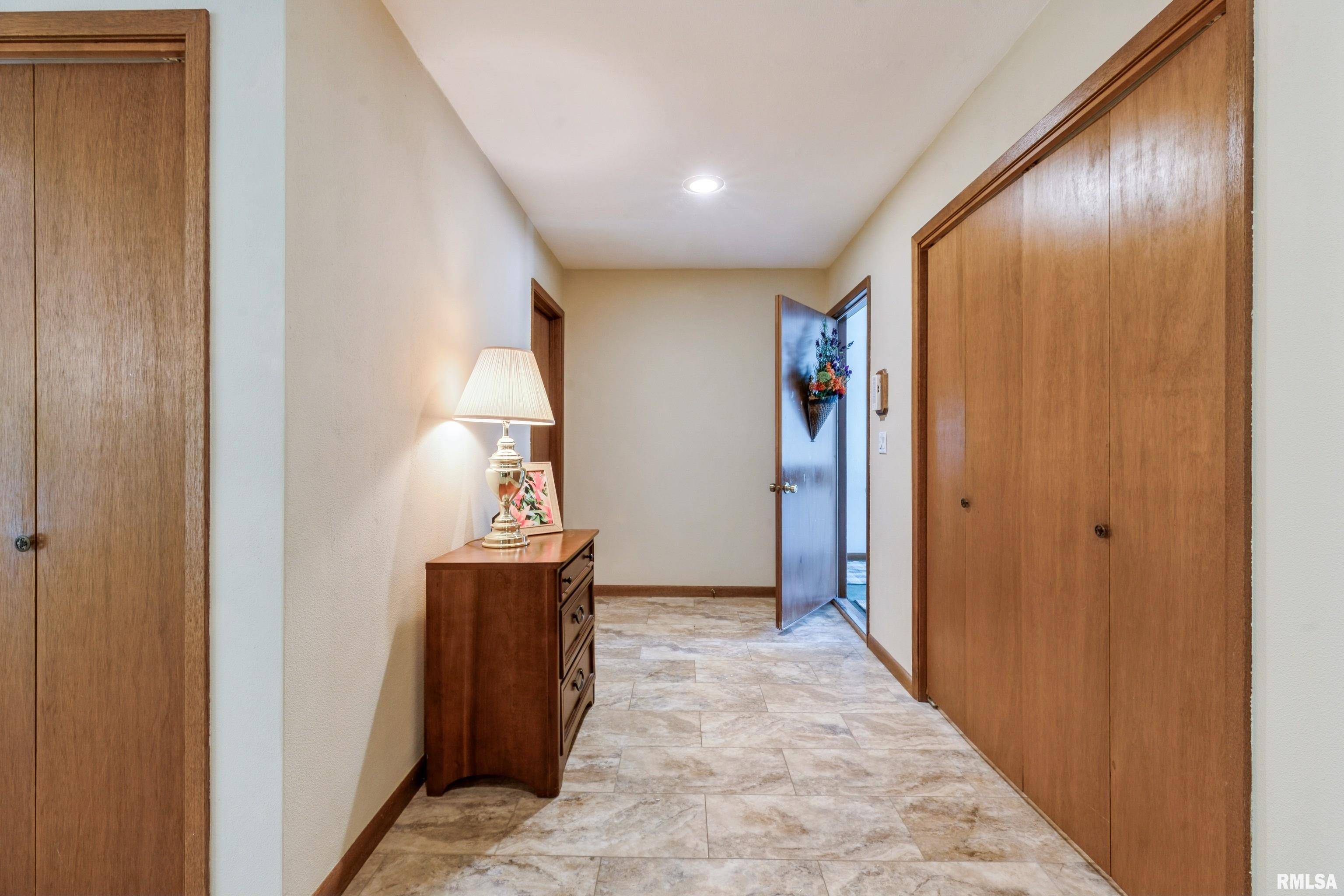 Rock Island, IL 61201,2200 36TH AVE #2D