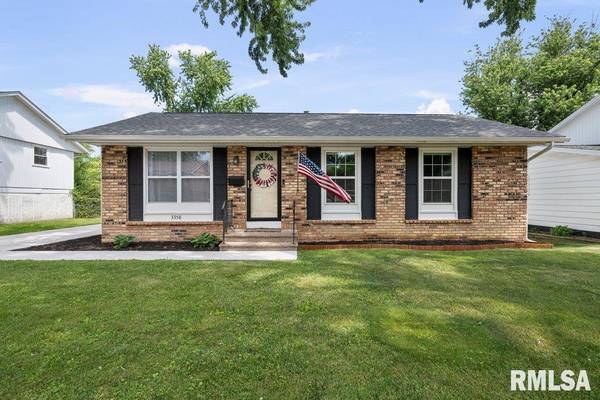 3358 W HAYES ST, Davenport, IA 52804