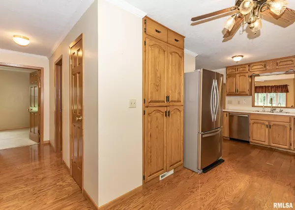 Andalusia, IL 61232,223 4TH Street East