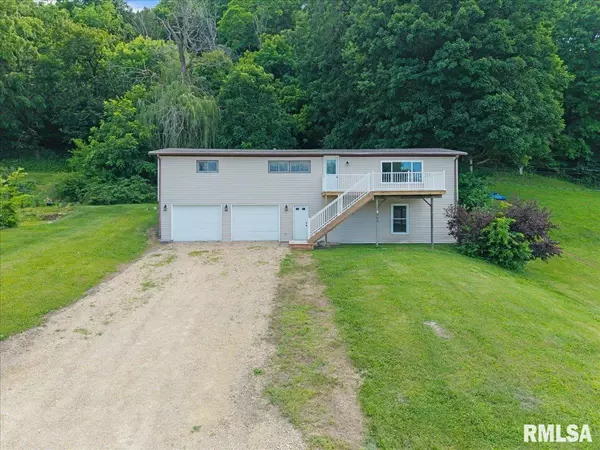 Bellevue, IA 52031,903 Stone ST