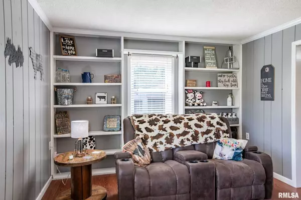 Vienna, IL 62995,5680 State Route 146 E