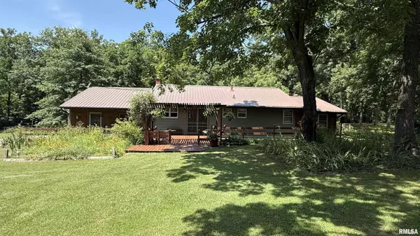 4355 RALEIGH RD, Eldorado, IL 62930