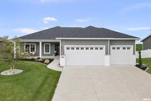 5835 PIGEON CREEK RD, Bettendorf, IA 52722